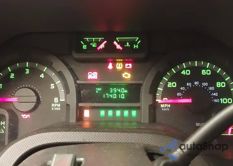 2013 Ford E-250 Commercial z USA, uszkodzony, nr VIN 1FTNS2EW4DDA63660